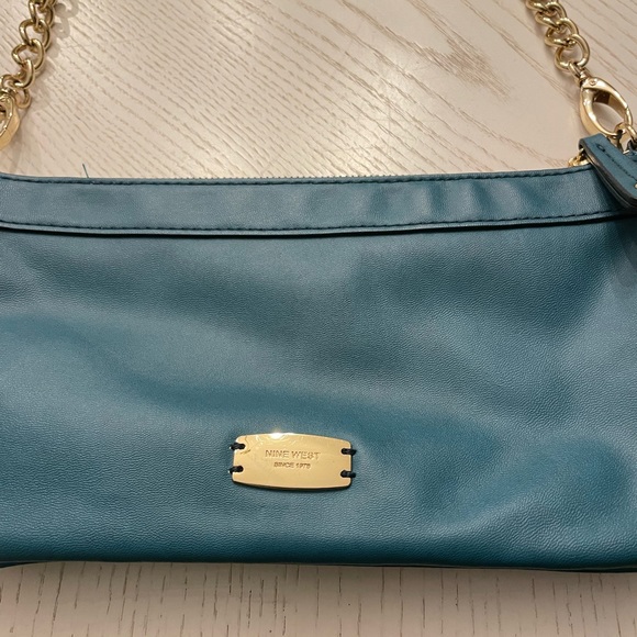 Nine West Blue leather shoulder or crossbody purse - Picture 2 of 7